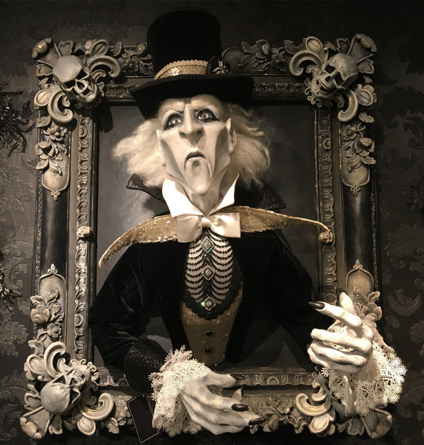 Lord Blackmoore in Frame