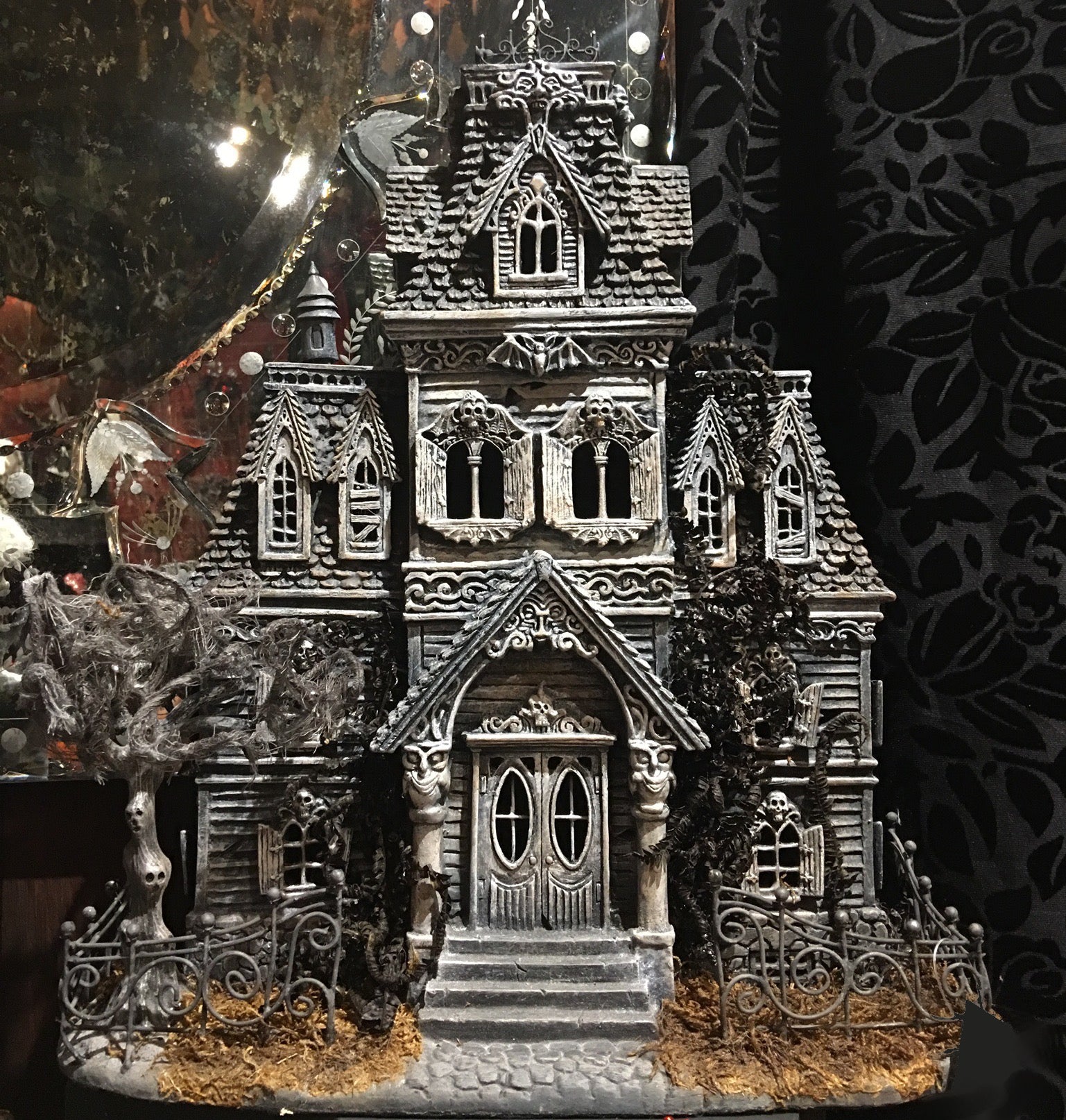 Katherine's Collection Dead and Breakfast Manor House