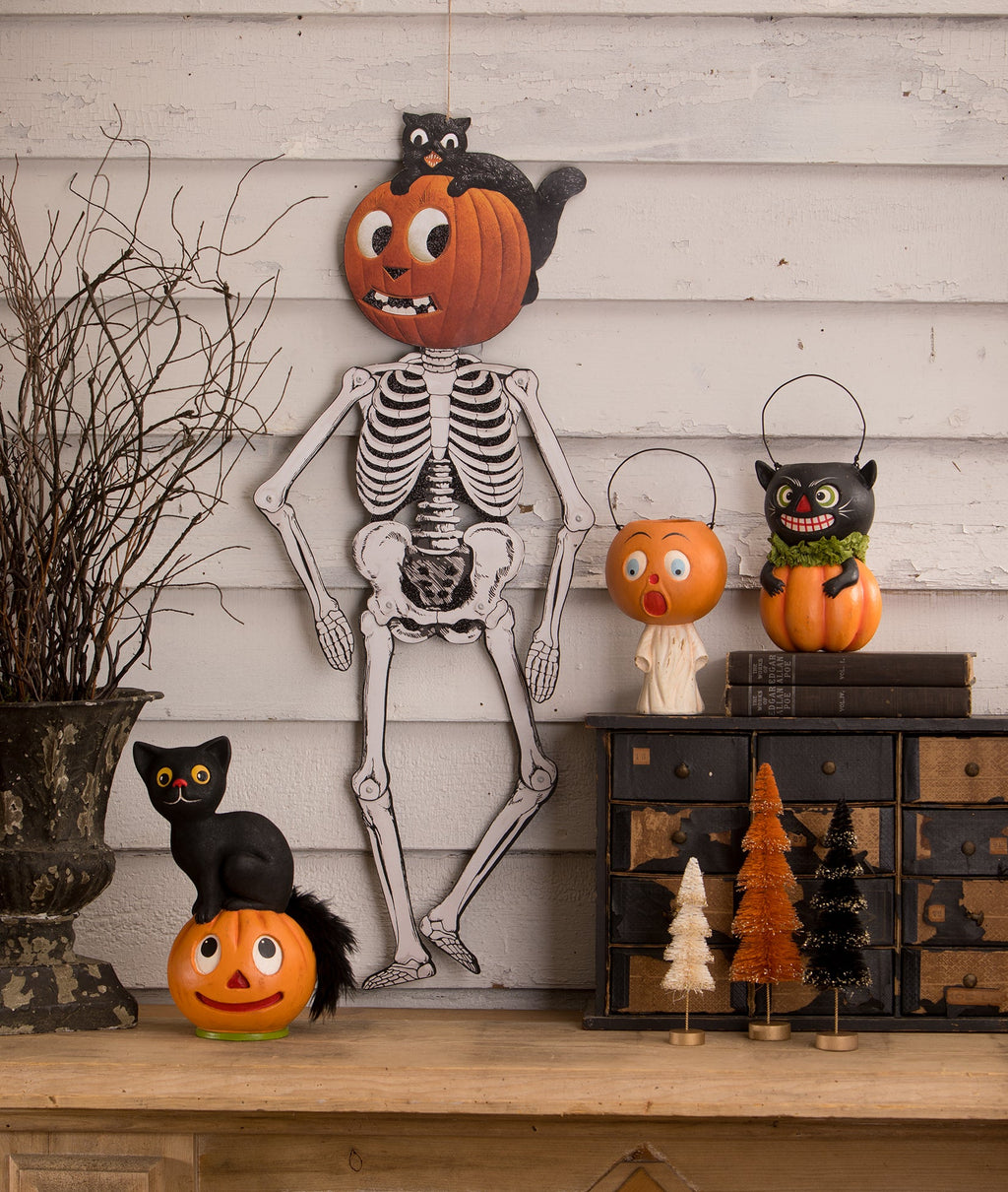 Jack & Cat Hanging Skeleton